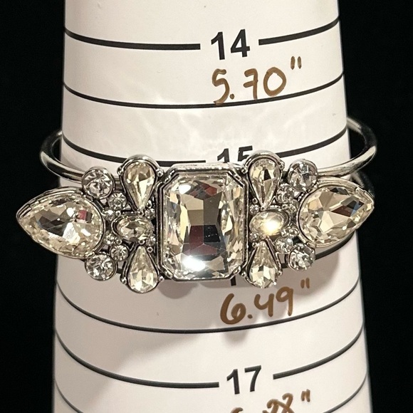 Jewelry Bundle of 3, Statement Bib, Cuff Bracelet & Sparkle Earrings New & Used - Picture 11 of 12